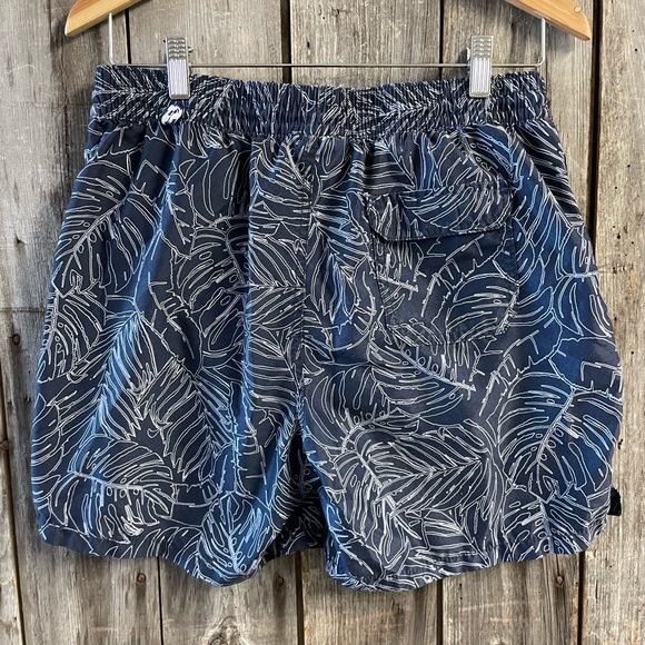 TARGET Goodfellow Men’s Swim Trunks - size medium - Picture 2 of 9